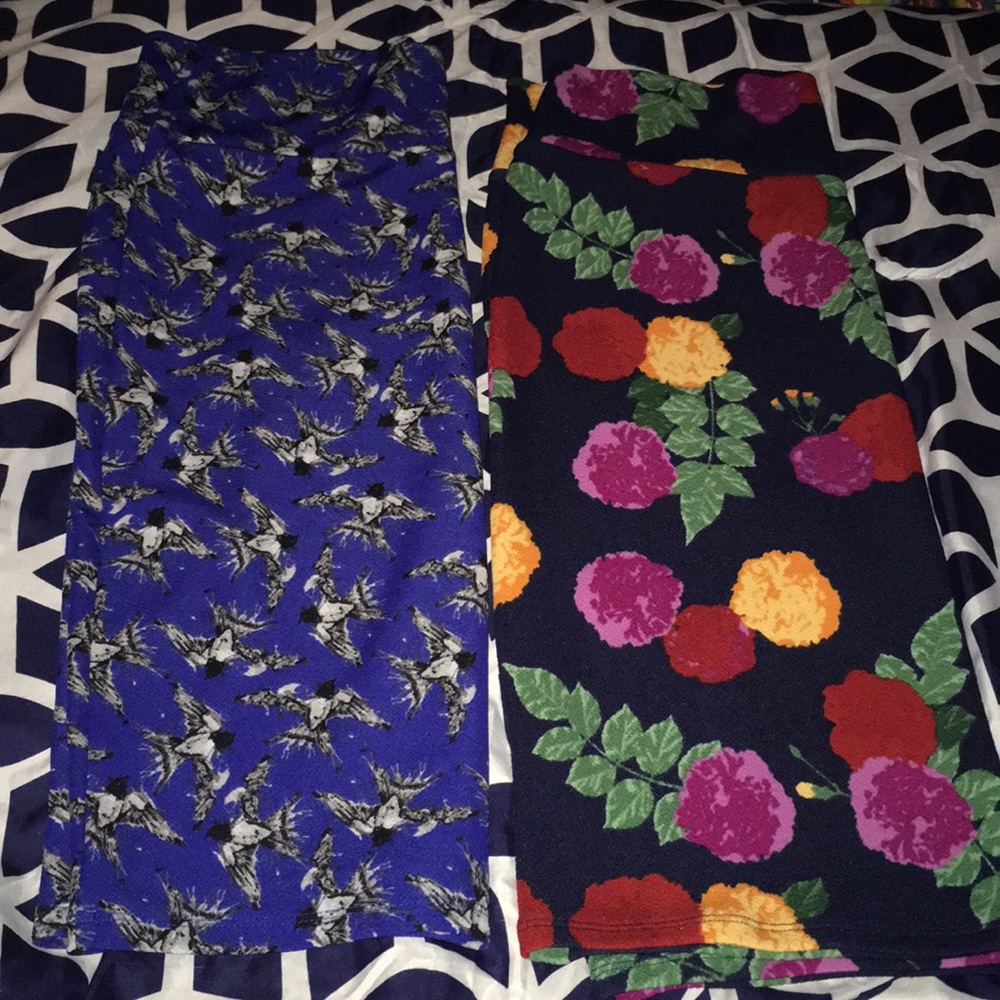 LuLaRoe 2 Cassie Skirts (Bundle) Size Large{SOLD}